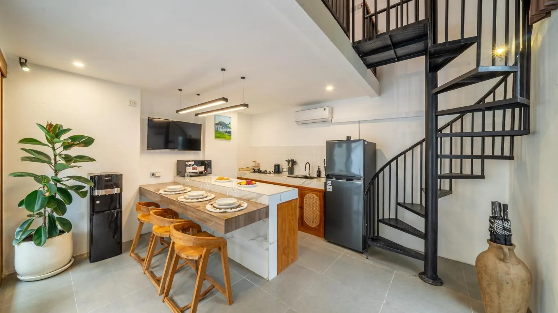 Exquisite 3-Bedroom Villa In Seminyak With Private Rooftop Oasis Kerobokan  Indonesia
